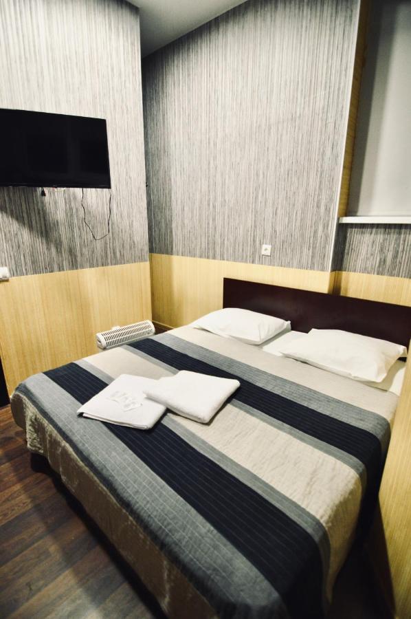 Uno Apart Hotel Київ Екстер'єр фото